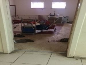 Okul Değil Mikrop Yuvası