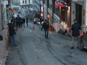 Taksim’deki Silahlı Kavgada 1 Kişi Hayatını Kaybetti