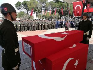 Afrin Şehidi Gözyaşlarıyla Son Yolculuğuna Uğurlandı
