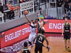 Beşiktaş Turnuvaya Veda Etti