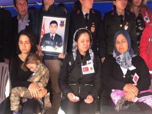 Alanya Şehidini Uğurladı