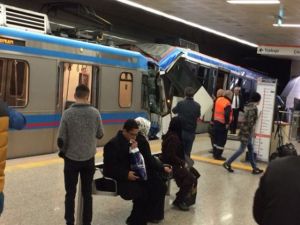 İstanbul’da Tramvaylar Çarpıştı: 1 Yaralı