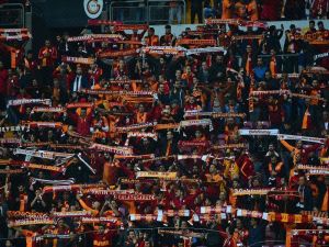 Galatasaray Seyirci Ortalamasını İki Katına Çıkardı