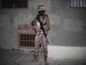 Türkiye Genelinde Uyuşturucu Operasyonu