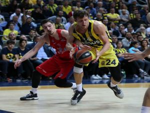 Fenerbahçe Doğuş Son Saniyede Yıkıldı