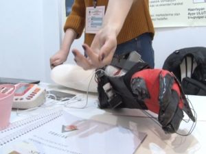 Doğuştan Engelli Liseli Genç Fizik Tedavi Robotu Geliştirdi