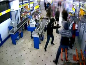 Pompalı Tüfekli Palalı Soygun Kamerada