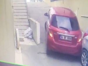 Kadınların Güldüren Kaza Kritiği