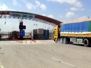 Bm Yardım Konvoyu Suriye’ye Geçiş Yaptı