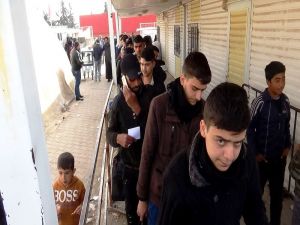 Suriyelilerin Bir Kısmı Ülkelerine Kesin Dönüş Yapıyor