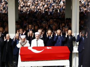 Deniz Bölükbaşı Ebediyete Uğurlandı