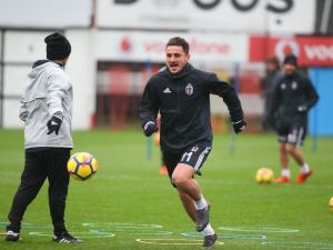 Beşiktaş 11 Eksikle Çalıştı