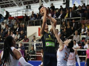 Fenerbahçe Son Periyotta Yıkıldı