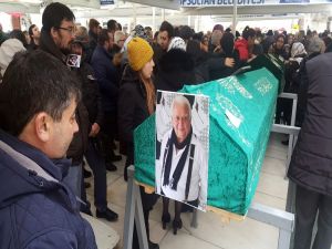 Ercüment Balakoğlu Son Yolculuğuna Uğurlandı