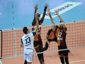 Aslan Seride 2-0 Geriye Düştü