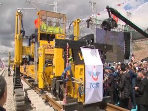 Ankara-sivas Yht Projesinin İlk Rayı Serildi
