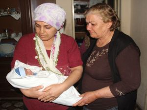 Çöplerin Arasında Bulundu