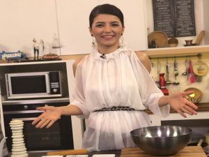 Parlak Saçlar Ve Pürüzsüz Cilt İçin Bu Besinleri Tercih Edin