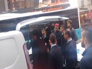 Beşiktaş’da Döner Bıçaklı Kavga:1 Yaralı