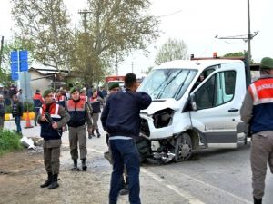 İzimir’de Korkunç Kaza: 3 Ölü, 1 Ağır Yaralı
