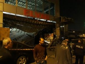 Asma Kat İşçilerin Üzerine Çöktü: 2 Yaralı