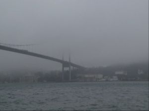 İstanbul Boğazı’nda Gemi Trafiğine Sis Engeli
