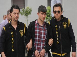 Kavgayı Ayırmaya Gitti, Adam Öldürdü
