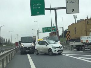 Tem’de Uyanık Sürücülerin Tersine Yolcuğu Kamerada