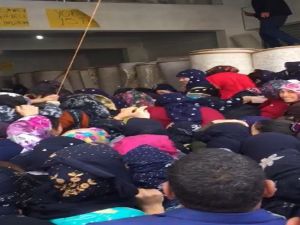 Kadınların İzdihamında Korku Dolu Anlar
