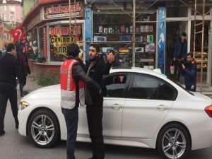 İstanbul’da Lüks Otomobilden Uyuşturucu Çıktı