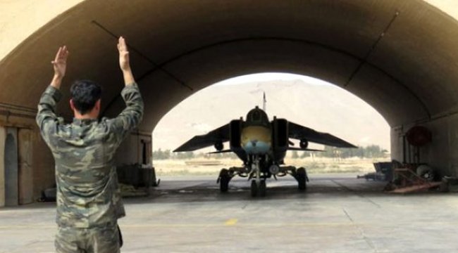 Hava üssünde patlama: 30 kişi hayatını kaybetti