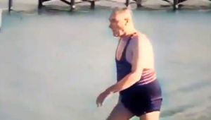 Atatürk'ün denize girdiği anların renkli görüntüleri yayınlandı