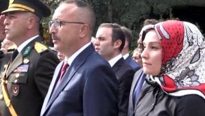 HDP'li Başkan İstiklal Marşı'nı okumadı