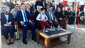 Belediye Başkanı Ayhan protokolde değildi
