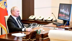 Putin'in Windows XP işletim sistemi kullandığı ortaya çıktı