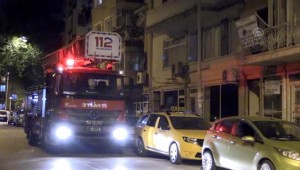 Yıkılma Riski Taşıyan Apartman'da Yangın!