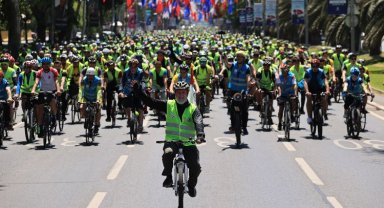 70 ilde eş zamanlı pedal çevirdiler