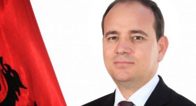 Arnavutluk'un 6'ncı Cumhurbaşkanı vefat etti