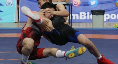 Bursa'da güreş heyecanı sürüyor