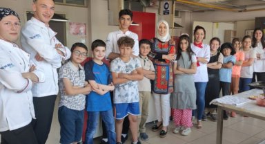 Bursa'da 'okul ve uyum' projesinde öğrenciler 'mutfak'ta buluştu