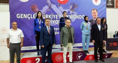 Bursalı taekwondocudan gümüş madalya