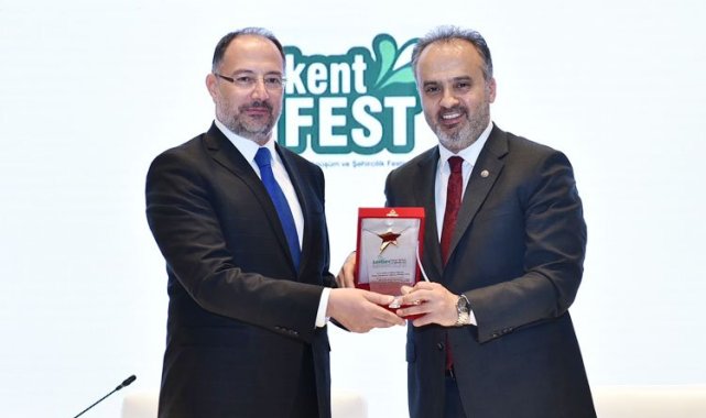 Bursa'ya 3 ayrı 'proje' ödülü