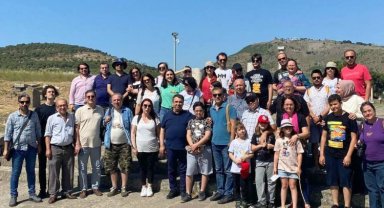 EMD üyeleri hem İzmir Bergama'yı dinledi hem tarihi gezdi