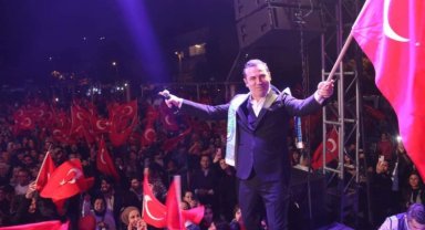 Ferhat Göçer'den 10 bin kişilik konser