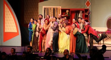 Hisseli Harikalar Kumpanyası ilk defa orkestra eşliğinde sahnelendi