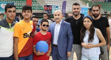 Mardin'de "Spor Aşkı Engel Tanımaz" projesiyle spor malzemesi dağıtıldı