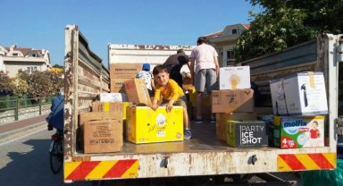 Marmaris Belediyesi, yardım toplama yerini tahliye ettirdi