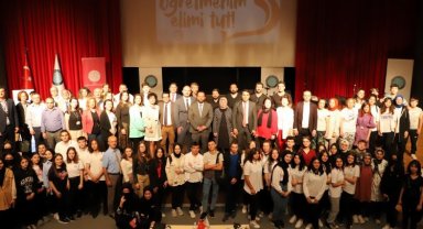 'Öğretmenim Elimi Tut' Bursa'da paşladı