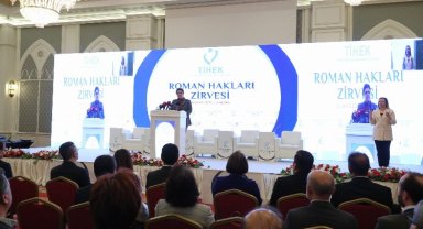 'Roman'lar için yeni 'sosyal' strateji