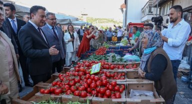 Ankaralı esnafla 'Babacan' sohbeti
